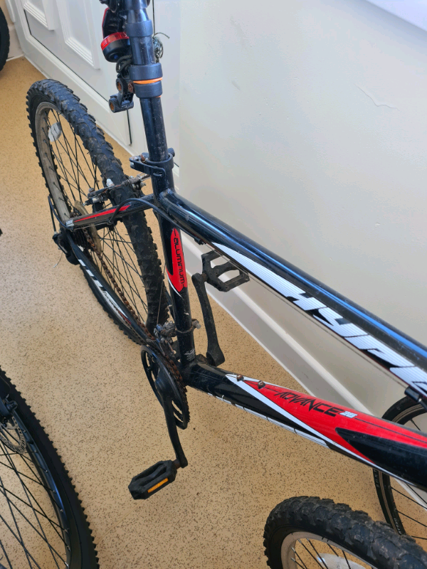 Hyper advance mountain bike | in 